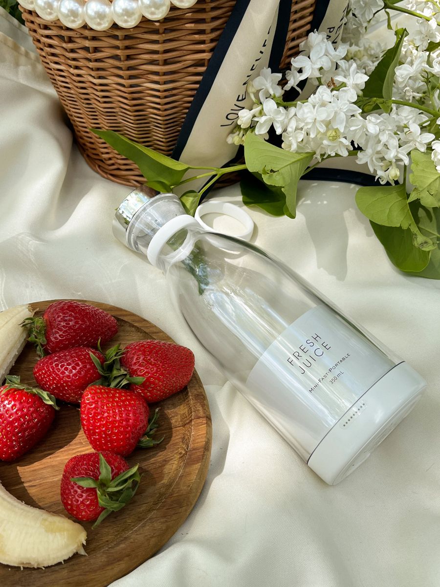 Electric Juicer Blender USB Mini Fruit Mixers Fruit Juicers - CasaBloom